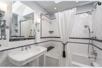 2300 Glenn Road, Southold, NY 11971 - Photo 17