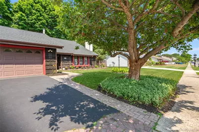 820 Greenbelt Parkway W, Holbrook, NY 11741 - Photo 47