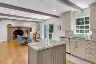 14 Hawks Nest Rd, Stony Brook, NY 11790 - Photo 9