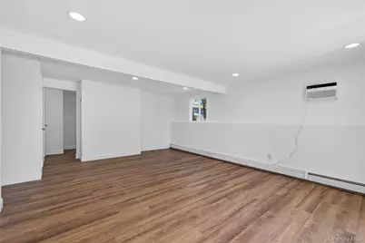 370 Chelsea Avenue, West Babylon, NY 11704 - Photo 23