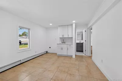 370 Chelsea Avenue, West Babylon, NY 11704 - Photo 27