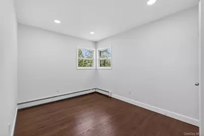 370 Chelsea Avenue, West Babylon, NY 11704 - Photo 19