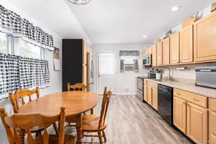 96 Columbus Ave, Farmingville, NY 11738 - Photo 5