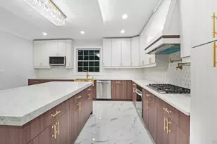 1630 Salem Rd, Valley Stream, NY 11580 - Photo 15