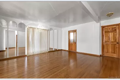 120 Memphis Ave, Floral Park, NY 11001 - Photo 3