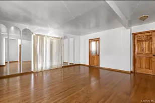 120 Memphis Ave, Floral Park, NY 11001 - Photo 3