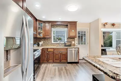 57 1st Street, Hicksville, NY 11801 - Photo 5