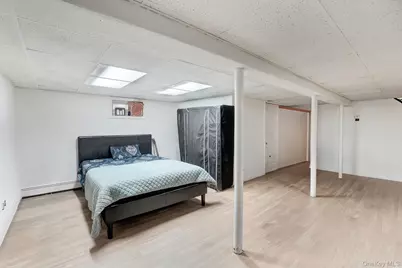 57 1st Street, Hicksville, NY 11801 - Photo 17