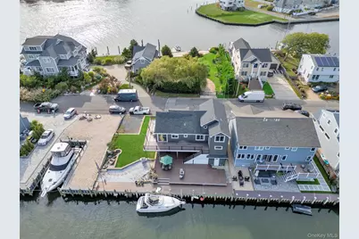 998 Pacific Street, Lindenhurst, NY 11757 - Photo 29