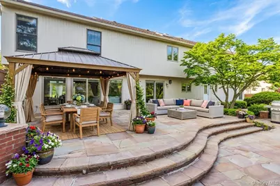 6 Polo Court, Woodbury, NY 11797 - Photo 3