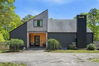 12 North Quarter Rd, Westhampton, NY 11977 - Photo 1