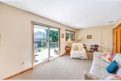 256 W 4th Street, Deer Park, NY 11729 - Photo 19