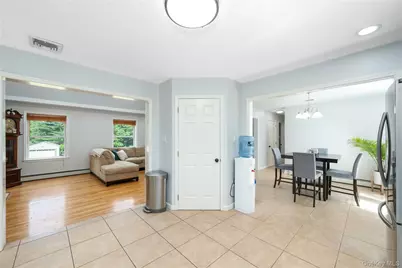 22 Elm Road, Lake Peekskill, NY 10537 - Photo 9