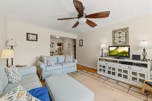 225 Schrade Rd, Briarcliff Manor, NY 10510 - Photo 13