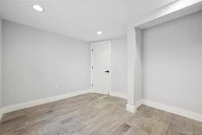 10223 164th Drive, Howard Beach, NY 11414 - Photo 19