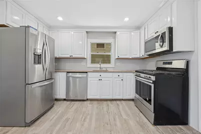 10223 164th Drive, Howard Beach, NY 11414 - Photo 17