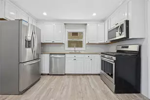 10223 164th Dr, Howard Beach, NY 11414 - Photo 17