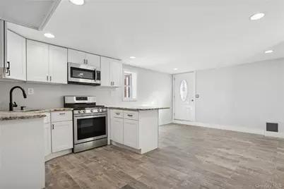 10223 164th Drive, Howard Beach, NY 11414 - Photo 9