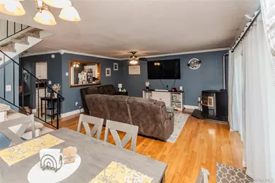 1505 Chelsea Cove S, Hopewell Junction, NY 12533 - Photo 5