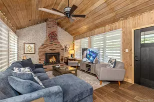 19 Groveland Ave, East Quogue, NY 11942 - Photo 15