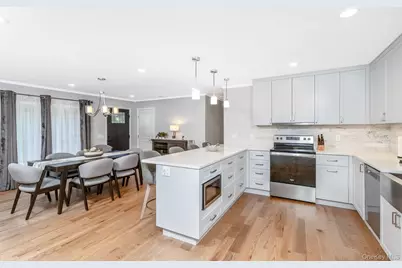 19 Groveland Avenue, East Quogue, NY 11942 - Photo 3