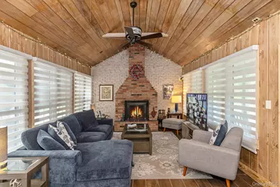 19 Groveland Avenue, East Quogue, NY 11942 - Photo 5