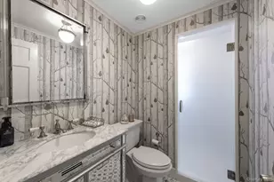 47 Whistler Rd, Manhasset, NY 11030 - Photo 19