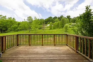 7604 Chelsea Cove N, Hopewell Junction, NY 12533 - Photo 9