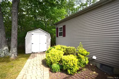1661 Old Country Road #516, Riverhead, NY 11901 - Photo 21
