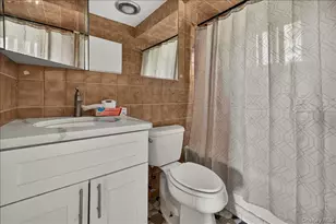 15 Depan Ave, Floral Park, NY 11001 - Photo 31