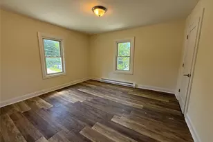 174 Center St, Ellenville, NY 12428 - Photo 11