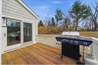42 Clarewood Drive, Hastings on Hudson, NY 10706 - Photo 11
