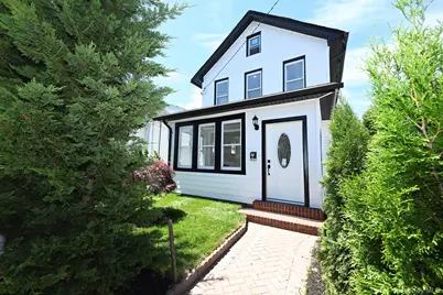 55 Hartwell Place, Woodmere, NY 11598 - Photo 5