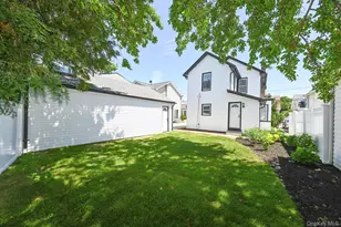 55 Hartwell Pl, Woodmere, NY 11598 - Photo 9