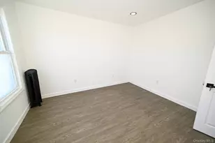 55 Hartwell Pl, Woodmere, NY 11598 - Photo 21