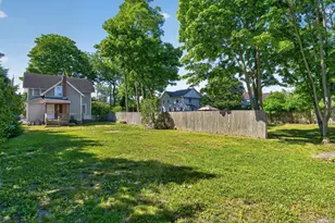 49 Cedar St, Babylon, NY 11702 - Photo 17