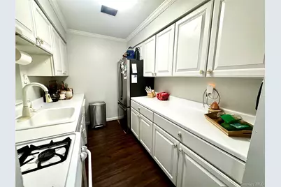 218 Pointe Circle #218, Coram, NY 11727 - Photo 19