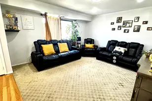 218 Pointe Circle, Coram, NY 11727 - Photo 3