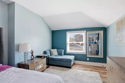 1284 Langdon Boulevard, Rockville Centre, NY 11570 - Photo 21