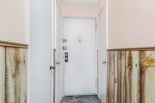 525 W 236th St, Bronx, NY 10463 - Photo 7