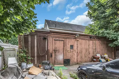 19804 Hillside Avenue, Hollis, NY 11423 - Photo 23