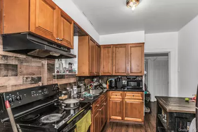 19804 Hillside Avenue, Hollis, NY 11423 - Photo 9