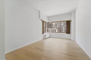 350 W 50th St, New York (Manhattan), NY 10019 - Photo 13
