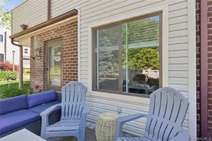 1004 Skyline Dr, Coram, NY 11727 - Photo 19