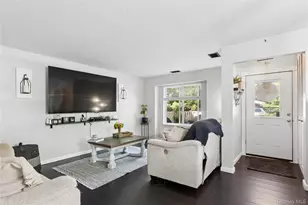 1004 Skyline Dr, Coram, NY 11727 - Photo 3