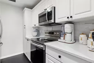 1004 Skyline Dr, Coram, NY 11727 - Photo 9