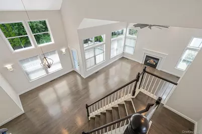 21 Vantage Court, Port Jefferson, NY 11777 - Photo 15