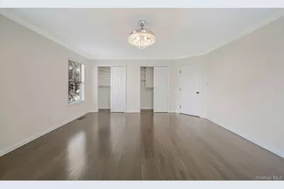 21 Vantage Court, Port Jefferson, NY 11777 - Photo 23
