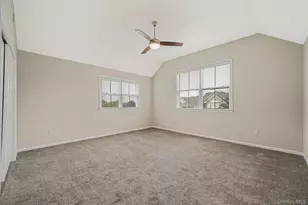 21 Vantage Ct, Port Jefferson, NY 11777 - Photo 17