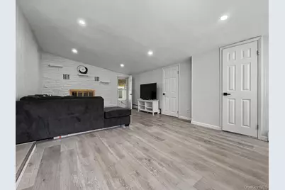 44 Straight Path, Rock Hill, NY 12775 - Photo 5